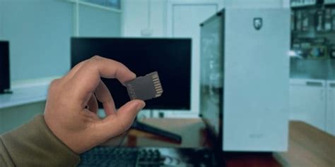 How to Insert a SD Card on PC (Step.